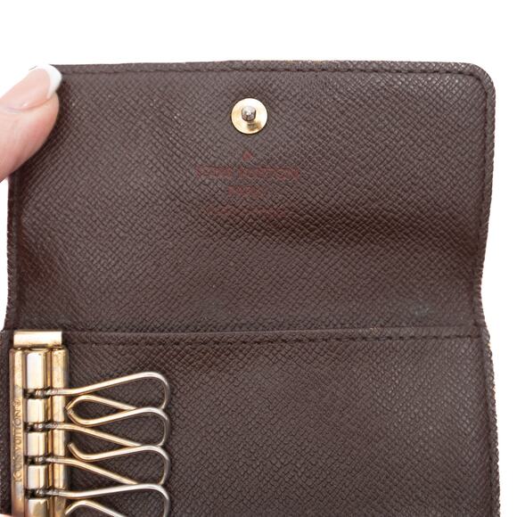 Authentic Louis Vuitton Damier Ebene Multicles 4 Key Holder 2009 France - Picture 8 of 16